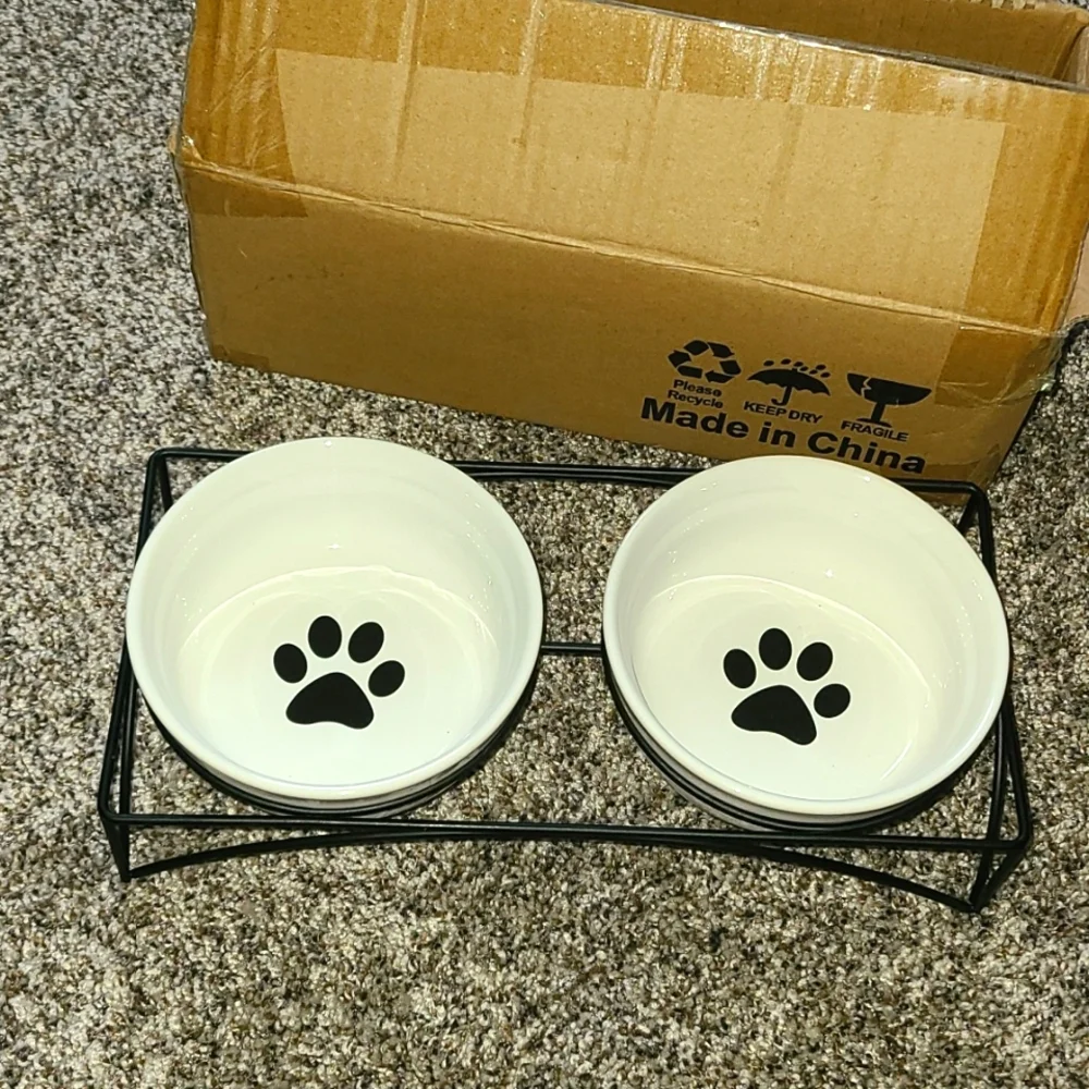 YHY Cat Food Water Bowl with Stand White 🐈 😻 (READ)